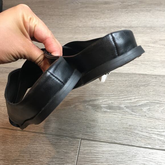 NWT Evolve Womens Black Odyssa Leather Xband Crisscross Slide Flat Sandal 9.5W - Picture 5 of 8